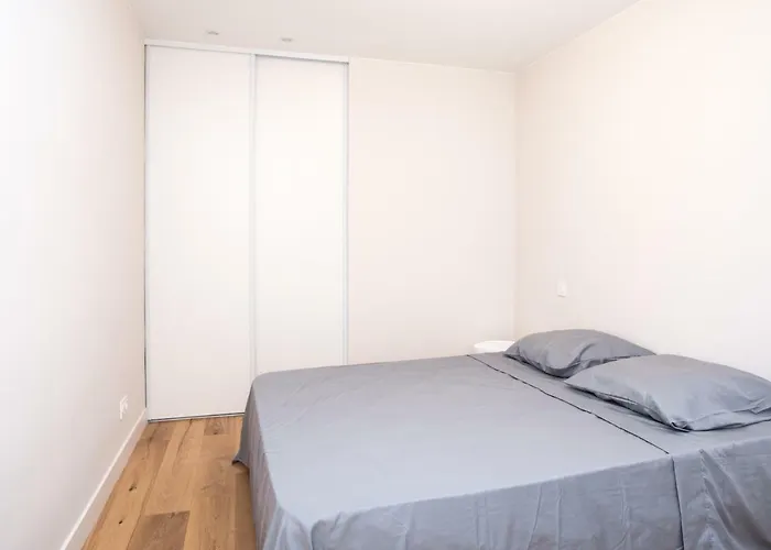 4 - Standing, Moderne Et Tout Equipe - Carmes, Тулуза